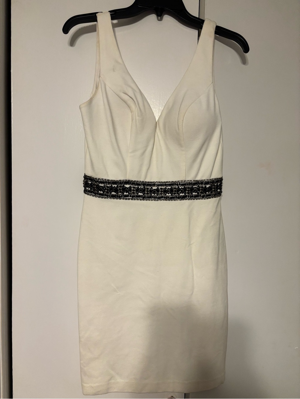 Tony Bowls cocktail dress - Elegant ivory/White  with Black Beaded Waist